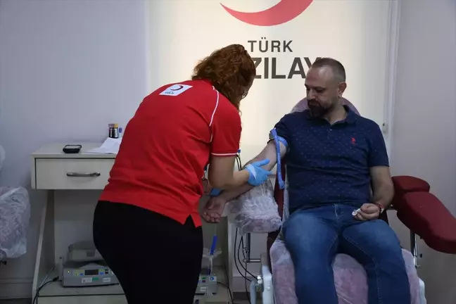 Türk Kızılayı, Talasemi Hastaları İçin Adana'da Kan Bağışı Alıyor