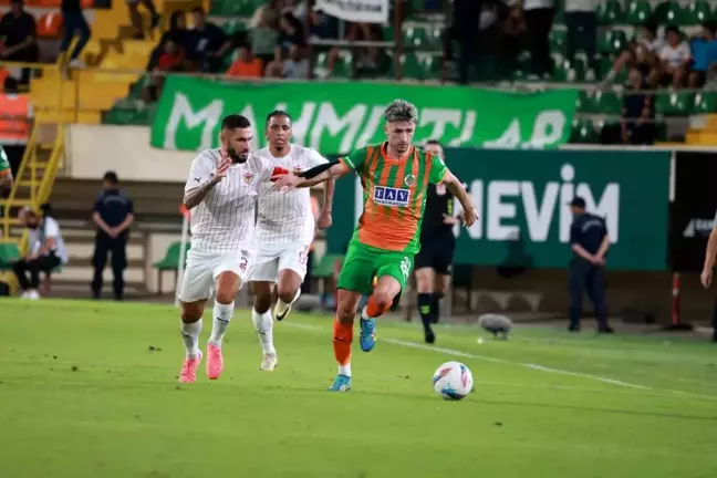 Trendyol Süper Lig: Alanyaspor ve Hatayspor Beraberlikte Kalıyor