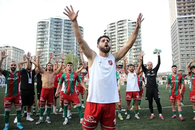 Karşıyaka, Bulvarspor'u 3-0 Geçti ve Enes Nalbantoğlu İki Gol Attı