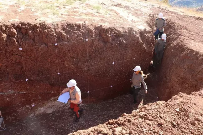 Hatay'da Deprem Araştırmaları Devam Ediyor