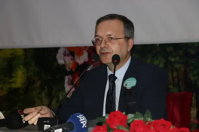 Kastamonu'da 'Peygamberimiz ve Şahsiyet İnşası' Konferansı Düzenlendi