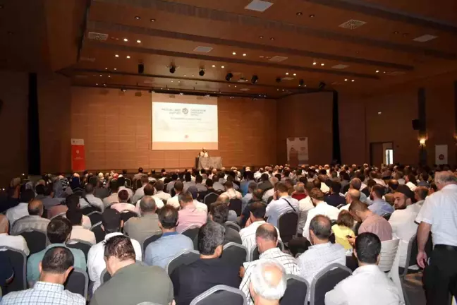 Bursa'da Mevlid-i Nebi Haftası Konferansı Yoğun İlgiyle Gerçekleşti