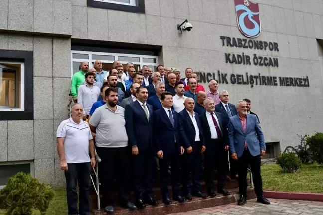 Trabzonspor'dan Amatör Kulüplere Malzeme Yardımı