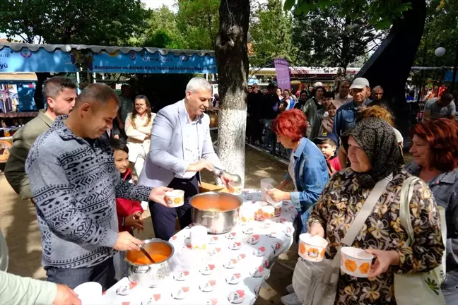 Kırklareli’nde Geleneksel Lezzetler Şenliği: Bulama ve Yöresel İkramlar