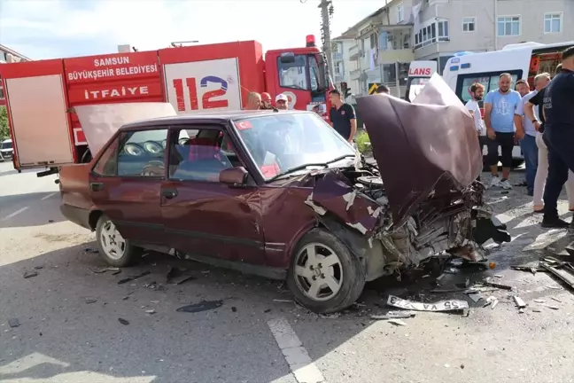 Çarşamba'da Trafik Kazası: 3 Yaralı