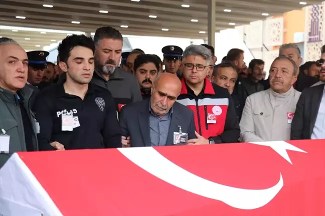 Şehit Polis Memuru Şeyda Yılmaz Sivas'ta Toprağa Verildi