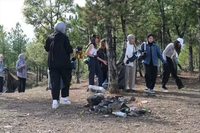 Seydişehir Belediyesi'nden Dünya Temizlik Günü Etkinliği