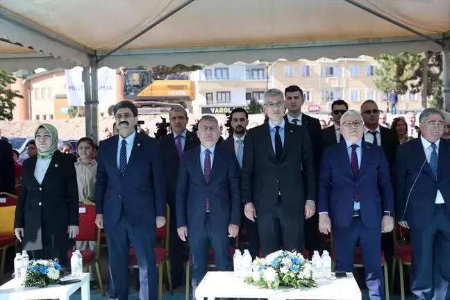 Sağlık Bakanı Memişoğlu: 'Birlikte Olursak Üstesinden Gelemeyeceğimiz Sorun Yok'