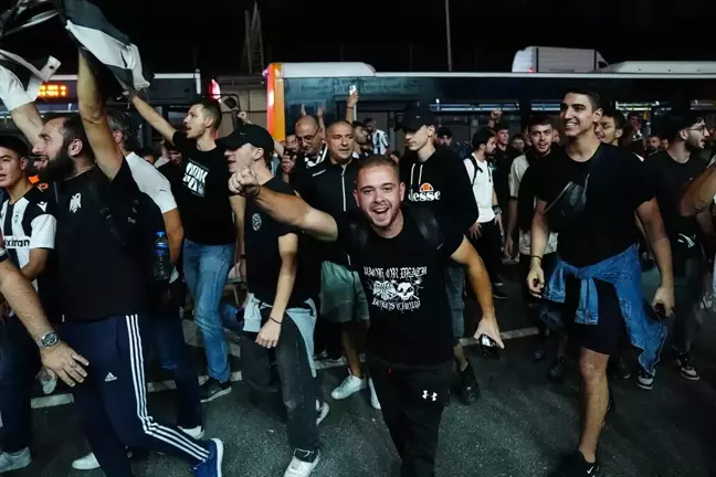 PAOK Taraftarları RAMS Park'a Geldi