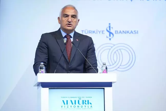 Atatürk Vizyonuyla Gelecek Yüzyıla Bakış Konferansı'nın Açılışı Gerçekleşti