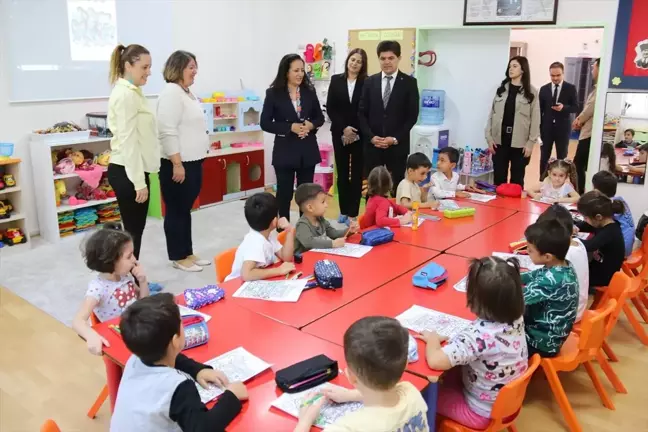 Burdur Valisi Tülay Baydar Bilgihan, Göreve Başladıktan Sonra Şehit Aileleri ve Öğrencilerle Bir Araya Geldi