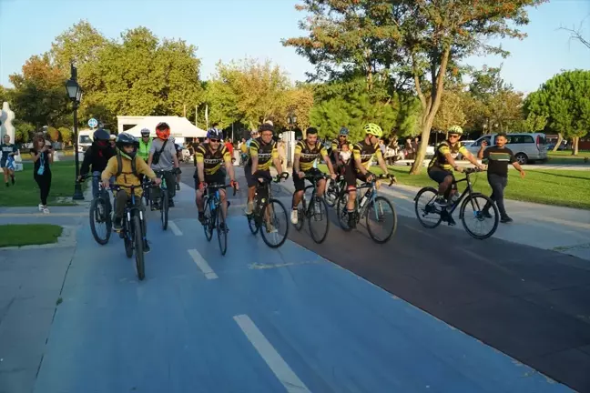 Tekirdağ'da Avrupa Hareketlilik Haftası Bisiklet Turuyla Kutlandı