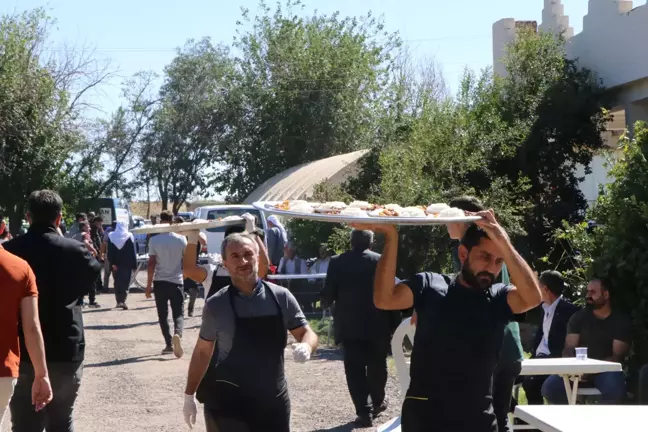 Şanlıurfa'da İki Aile Barış Yemeğinde Buluştu