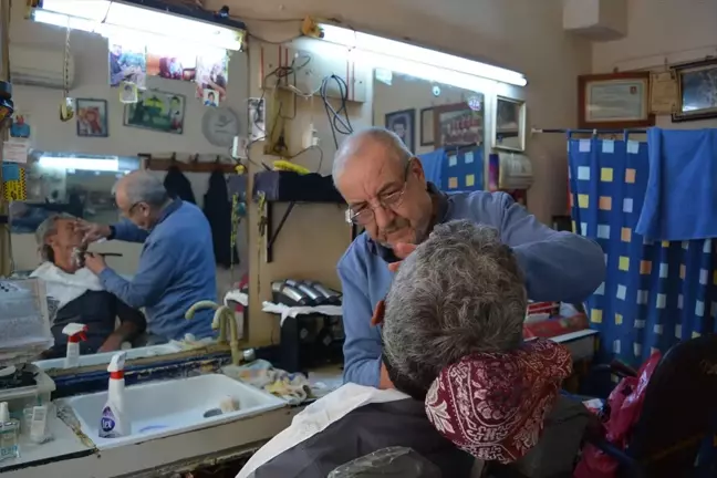 61 Yıldır Berberlik Yapan Yusuf Kocabaş, Şarköy'ün Sevilen Esnafı