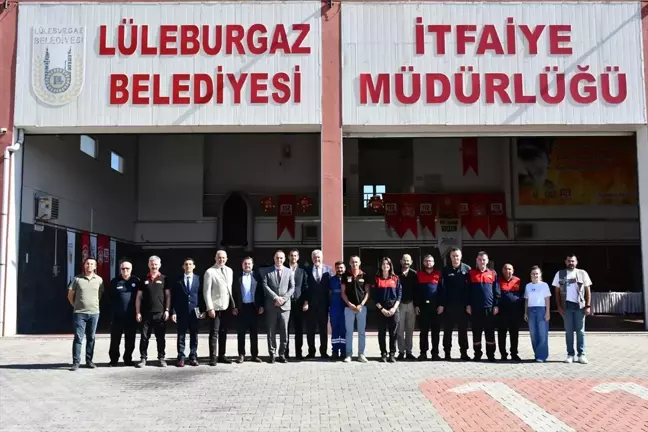 Lüleburgaz Belediye Başkanı, İtfaiye Personelini Ziyaret Etti