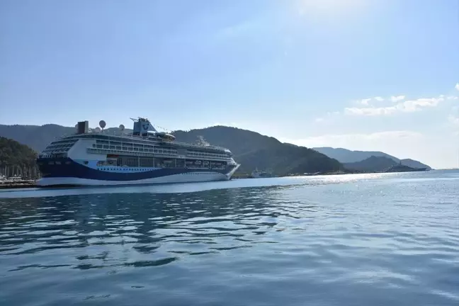 Marella Discovery Kruvaziyeri Marmaris'e Ulaştı