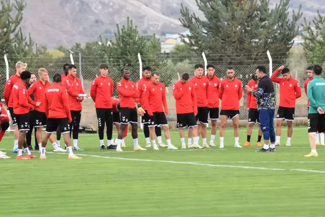 Sivasspor Teknik Direktörü Bülent Uygun: 