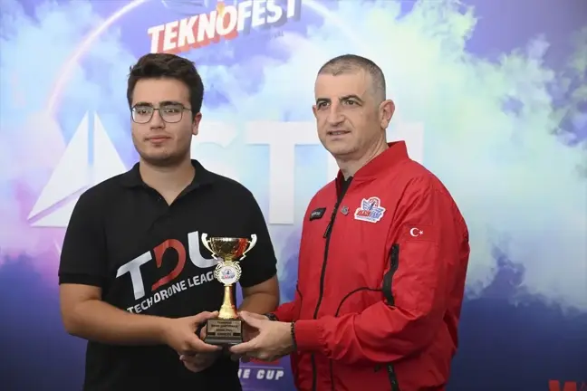 TEKNOFEST Drone Şampiyonası'nda Ödüller Sahiplerini Buldu