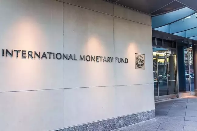 IMF'den El Salvador'a Bitcoin uyarısı