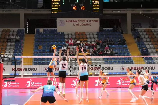 Kuzeyboru, Sultanlar Ligi'nde Aydın'ı 3-0 Mağlup Etti