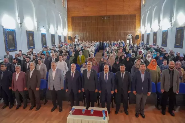 Edirne'de Hz. Peygamber ve Şahsiyet İnşası Konferansı Düzenlendi