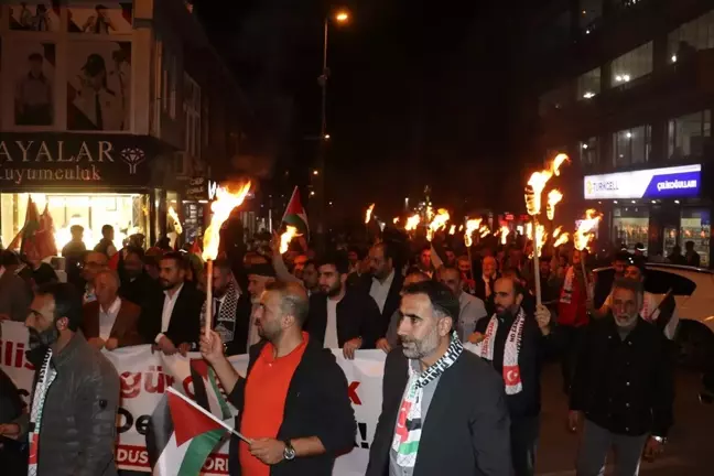 Ağrı'da İsrail Saldırılarına Karşı Protesto Yürüyüşü Düzenlendi