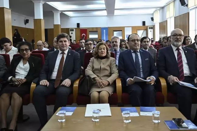 Ankara Üniversitesi'nde Deniz Anlaşmazlıklarının Barışçıl Çözümleri Konulu Konferans Düzenlendi