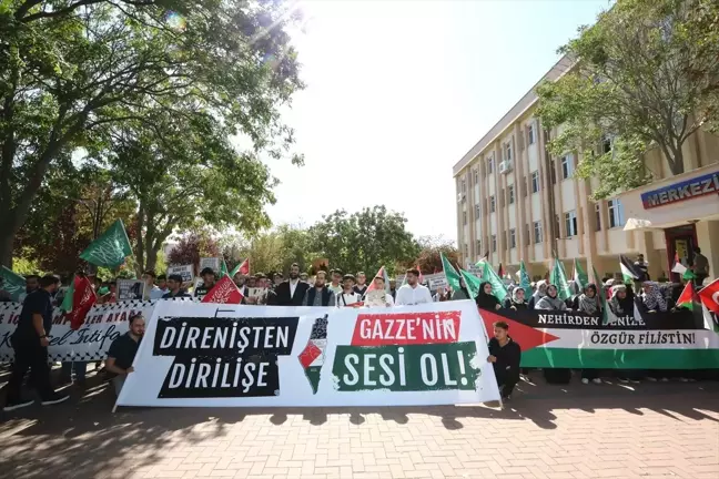 GAÜN Öğrencilerinden İsrail Protestosu