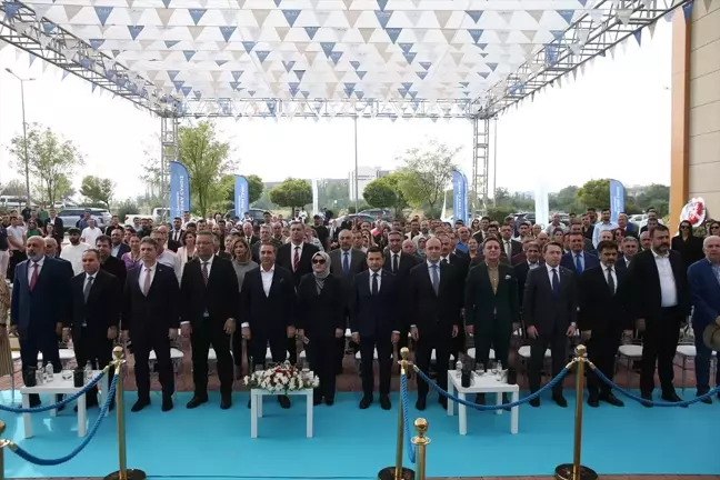 Dicle Üniversitesi'nde Mehmet-Esra Cansız Kütüphanesi Açıldı