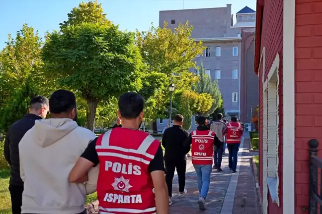 Isparta Merkezli Telefon Dolandırıcılığı Operasyonunda 8 Tutuklama