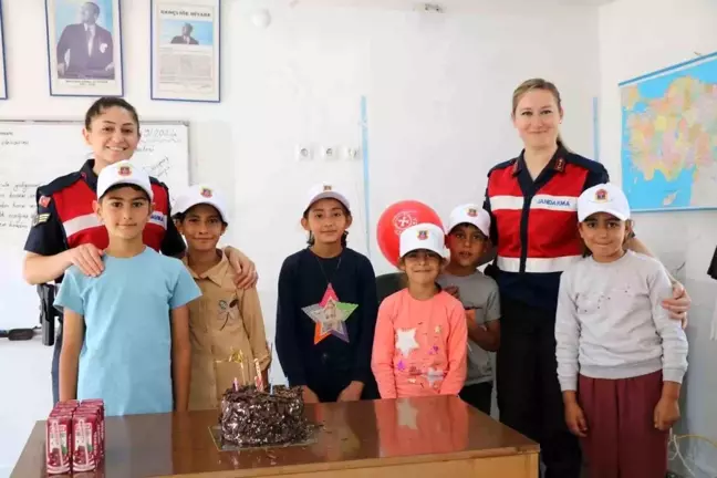 Elazığ'da Dünya Çocuk Günü Kutlandı