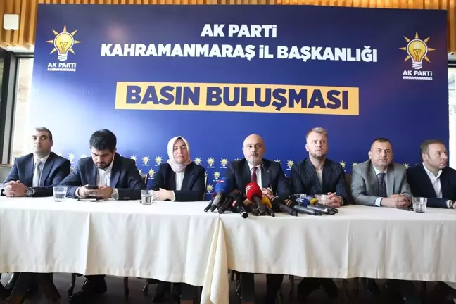 AK Parti Kahramanmaraş İl Başkanı Yeni Yönetim Kurulunu Tanıttı