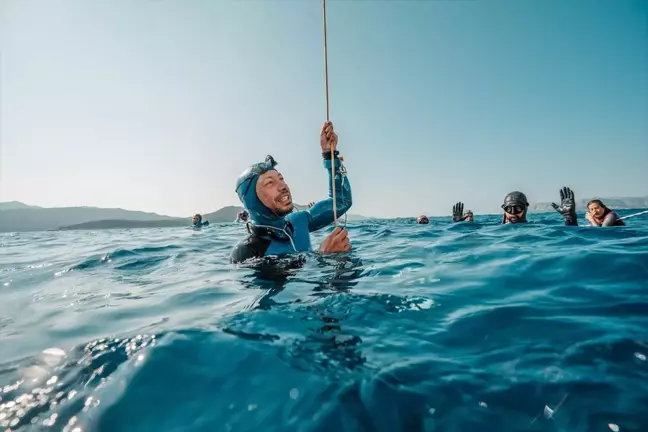 Görkem Gedik'ten Türkiye Rekoru: 72 Metre Dalış