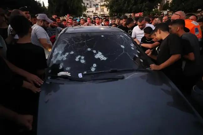 Nablus'ta İsrail Askerlerinin Ateş Açması Sonucu 4 Filistinli Hayatını Kaybetti