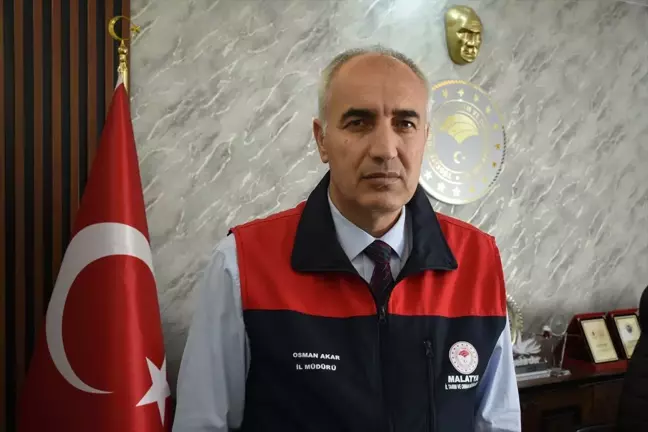 Malatya'da 2,2 Milyon Sazan Yavrusu Suya Bırakıldı