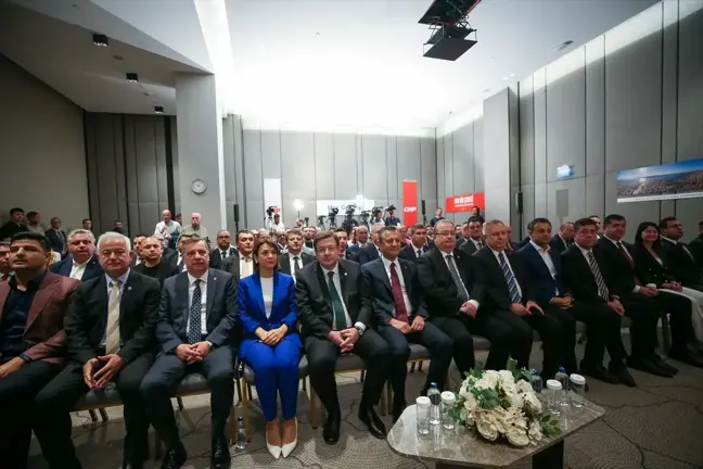 CHP Genel Başkanı Özel, Çanakkale'de İl Belediye Başkanları Toplantısı'nda konuştu Açıklaması