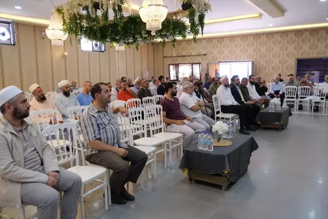 Sakarya'da 'Geçmişten Geleceğe Küresel Saldırılar' Konferansı Düzenlendi