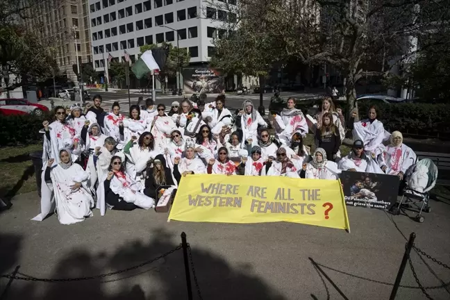 ABD'de Filistin Destekçisi Aktivistlerden İsrail'e Protesto