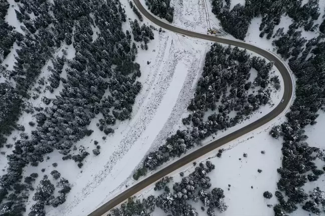 Kastamonu'da Kar Manzaraları Doğa Güzelliklerini Ortaya Çıkardı