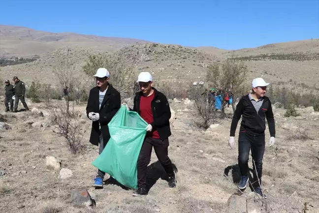 Ormanlar İçin Ele Ele Veriyoruz Etkinliği Yozgat, Kırşehir ve Niğde'de Düzenlendi