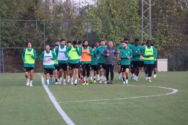 Sakaryaspor, Teksüt Bandırmaspor Maçına Hazırlanıyor