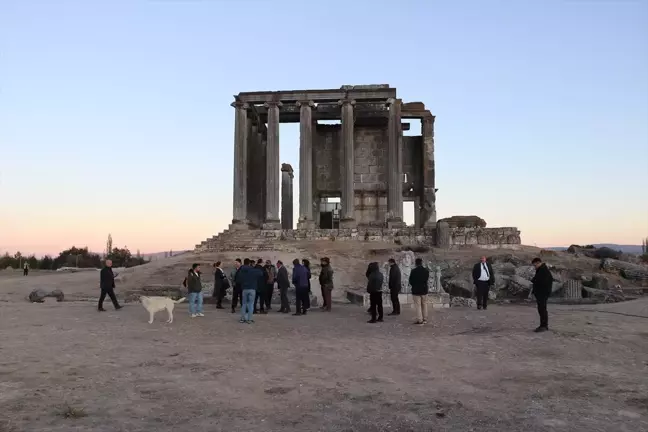 Aizanoi Antik Kenti'nin Aydınlatma Çalışmaları Tamamlandı