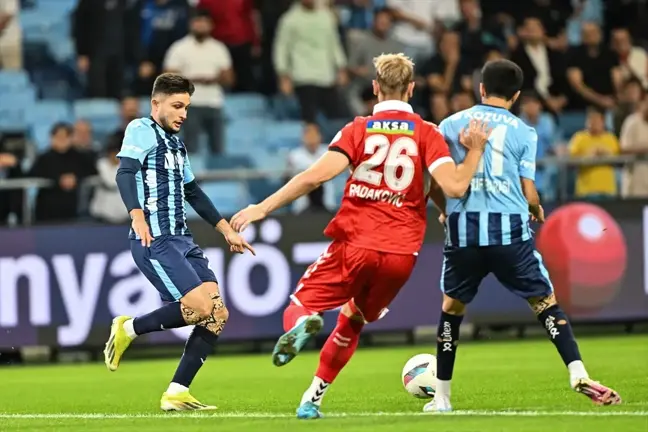 Adana Demirspor, Sivasspor'u 2-1 Önde Tamamladı