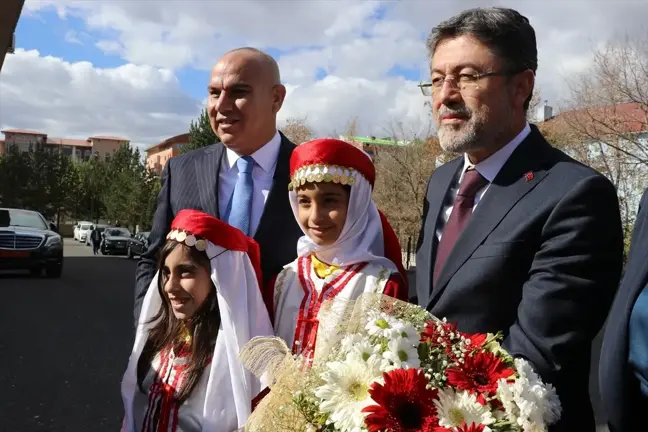 Tarım ve Orman Bakanı İbrahim Yumaklı, Ağrı'da Temaslarda Bulundu