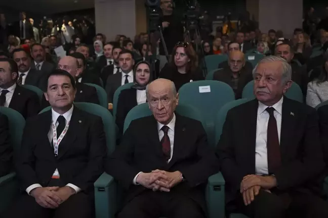 Bahçeli: Türk ve Kürtlerin Birbirini Sevmesi Dini ve Siyasi Bir Farzdır