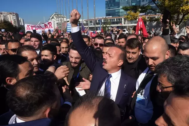 Eski milletvekili Ağıralioğlu, Anahtar Parti'nin tanıtım programında konuştu Açıklaması