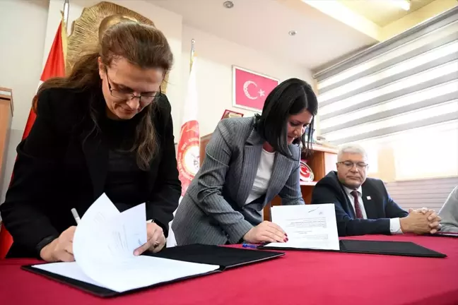 Edirne Belediyesi ile Şehit Aileleri Derneği arasında protokol imzalandı