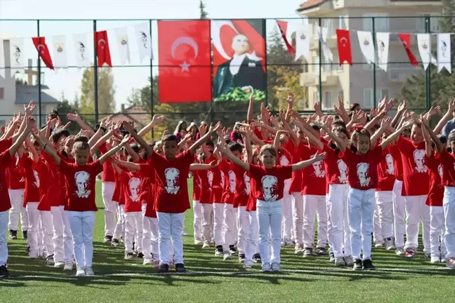 Karamanlı'da 29 Ekim Cumhuriyet Bayramı Töreni Düzenlendi