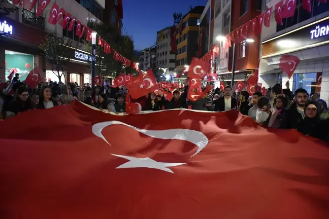 Karadeniz'de fener alayı ve kabul törenleri düzenlendi