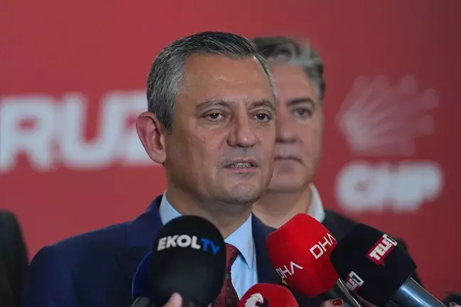 CHP Genel Başkanı Özel'den İstanbul'daki grup toplantısının ardından açıklama Açıklaması